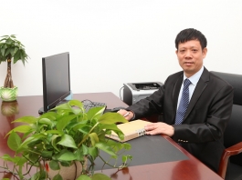 青州总经理  柒叶荷